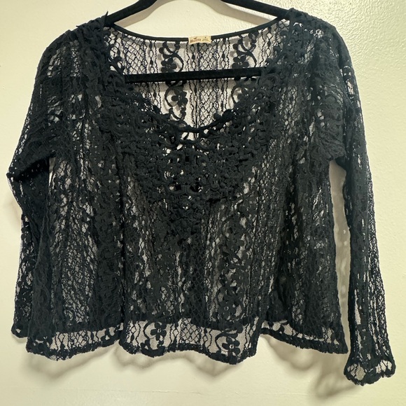 Hollister Tops - Hollister Black Lace Sheer Crop Top Long Sleeve Size M